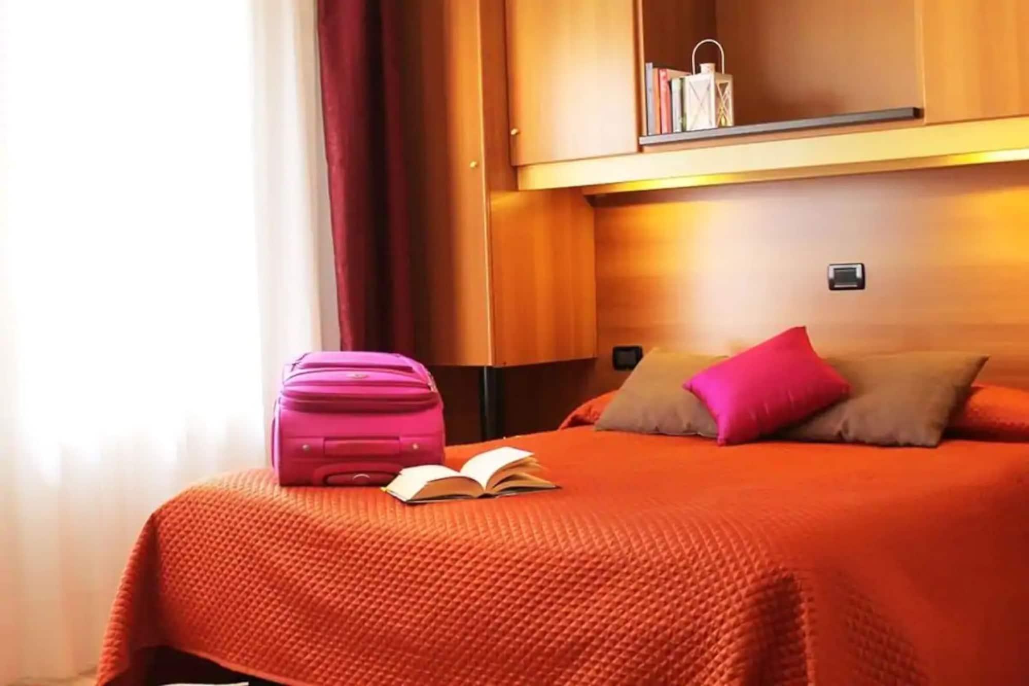 Hotel Sole Sottomarina Esterno foto
