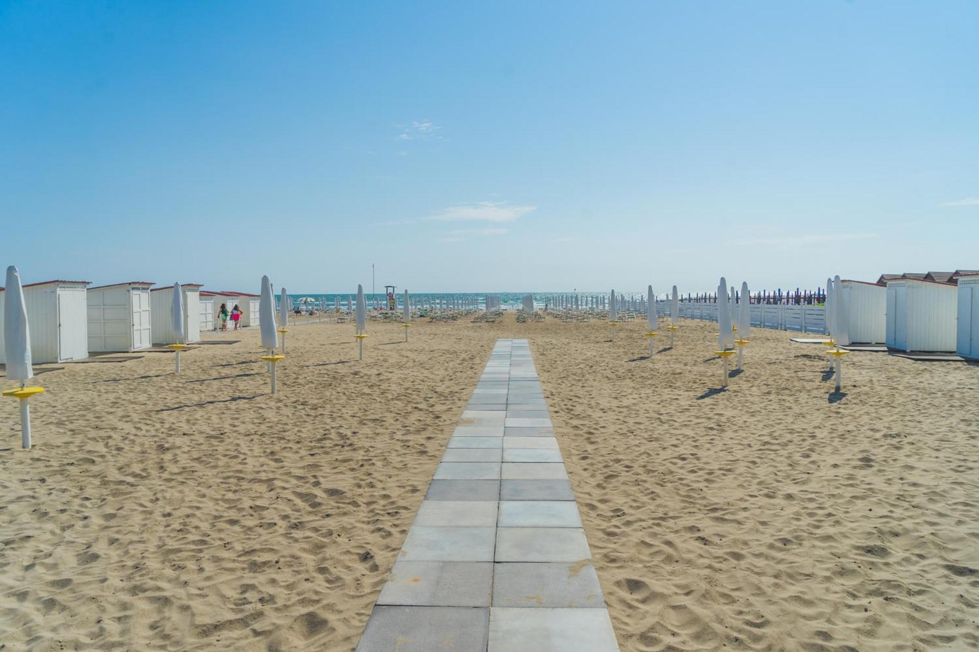 Hotel Sole Sottomarina Esterno foto